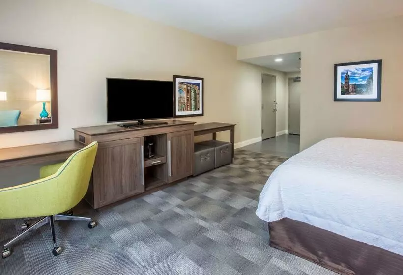 ホテル Hampton Inn & Suites Yonkers   Westchester