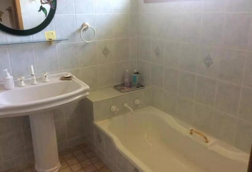 هتل Kadina Bed Breakfast