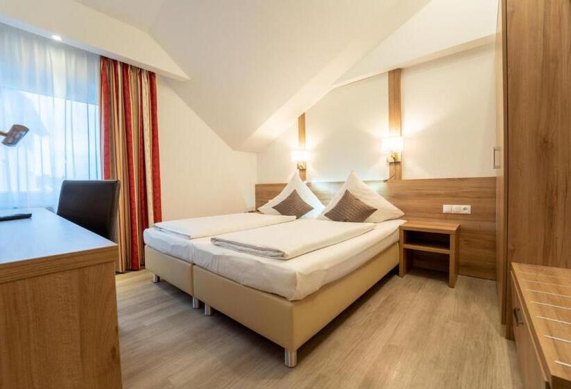 هتل St Georg  Regensburg