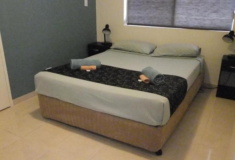 Hotel The Swagmans Rest Apartments