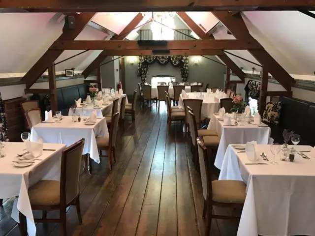 ホテル The Barns
