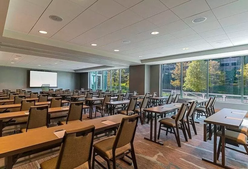 Hotelli The Westin At The Woodlands