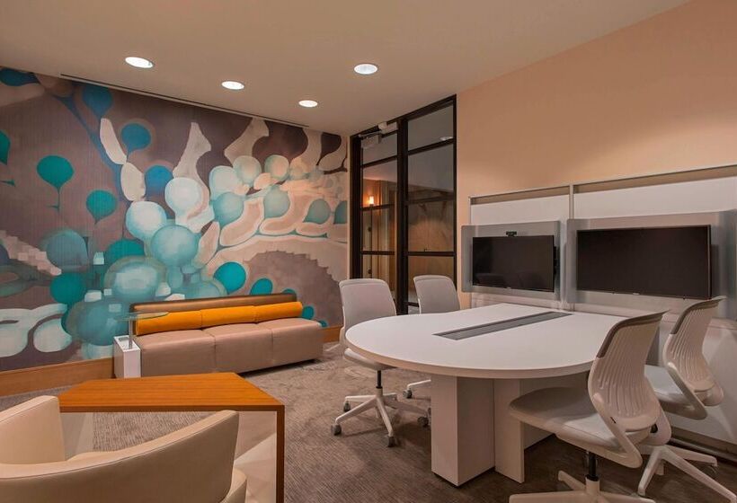 בית מלון כפרי The Westin At The Woodlands