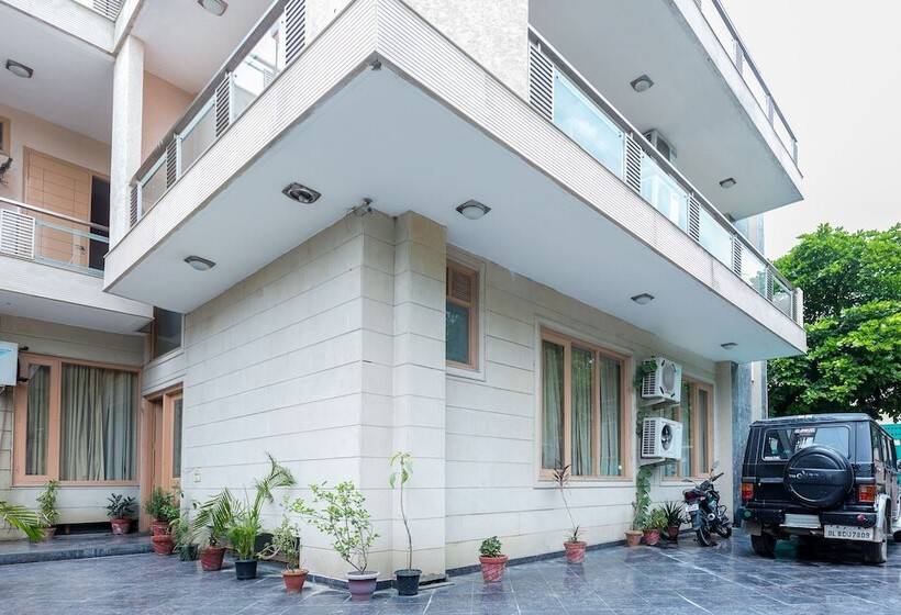 ホテル Treebo Aambson View