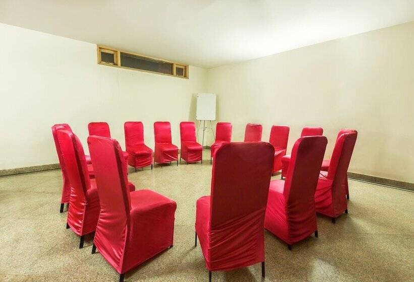 ホテル Treebo Aambson View