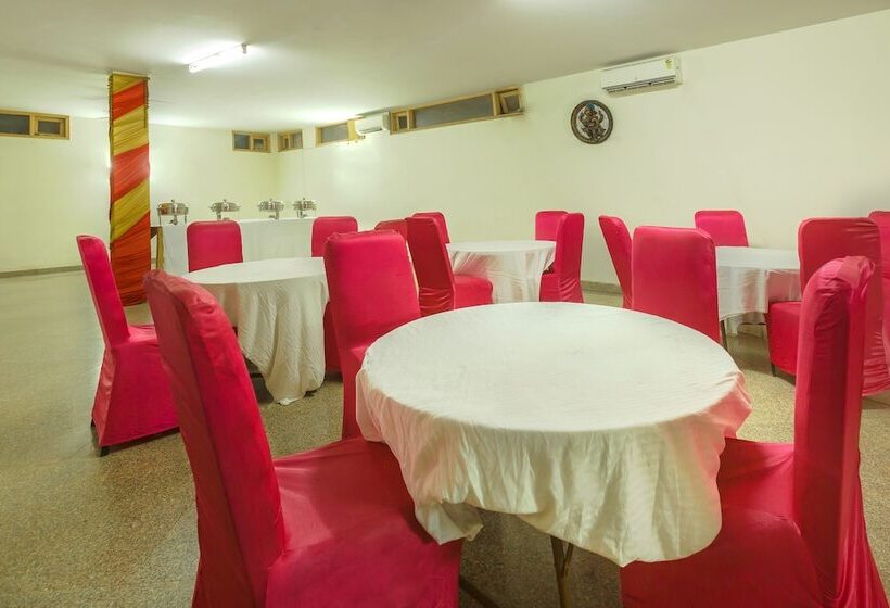 ホテル Treebo Aambson View