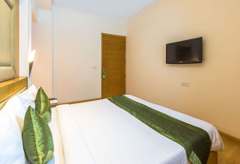 ホテル Treebo Aambson View