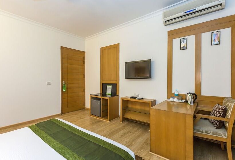 ホテル Treebo Aambson View