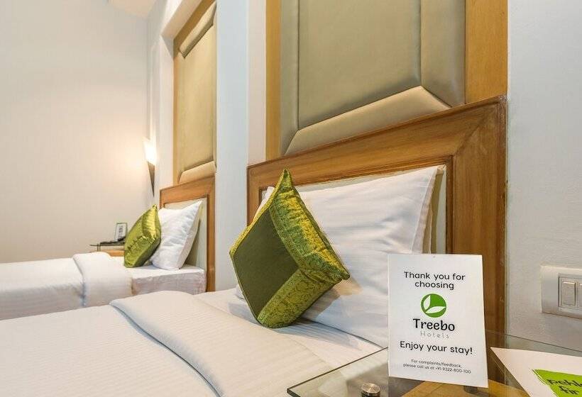 ホテル Treebo Aambson View