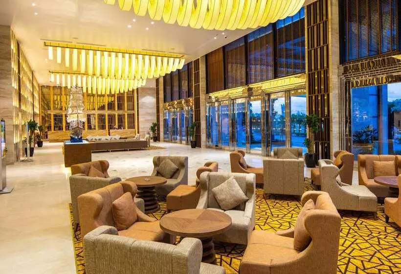 Hotelli Wyndham Legend Halong