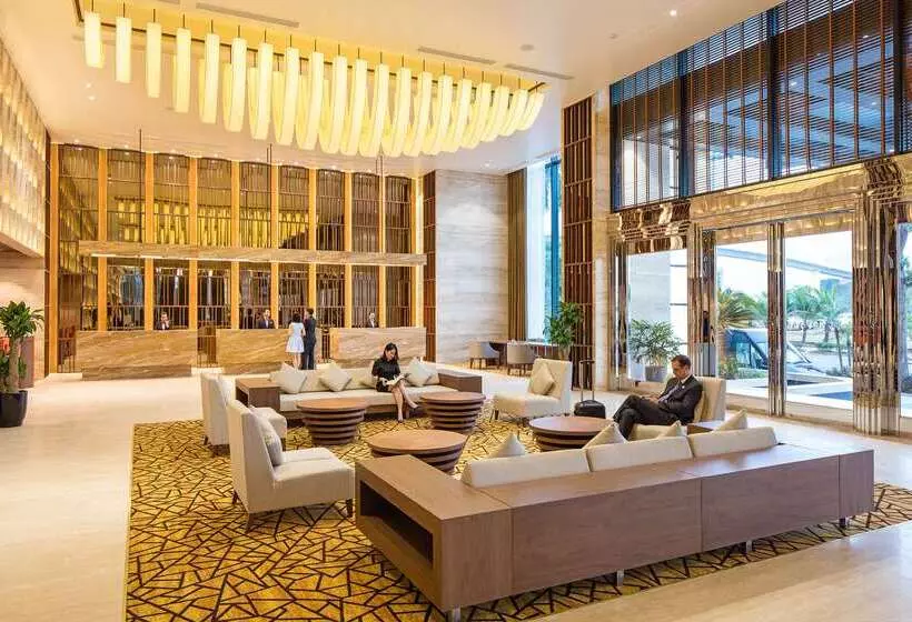 Hotelli Wyndham Legend Halong