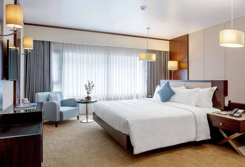 Hotelli Wyndham Legend Halong