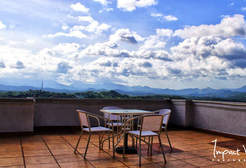 Kandy Holiday Residence