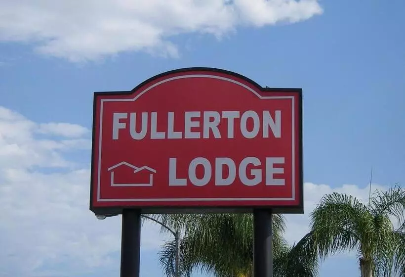 モーテル Fullerton Lodge