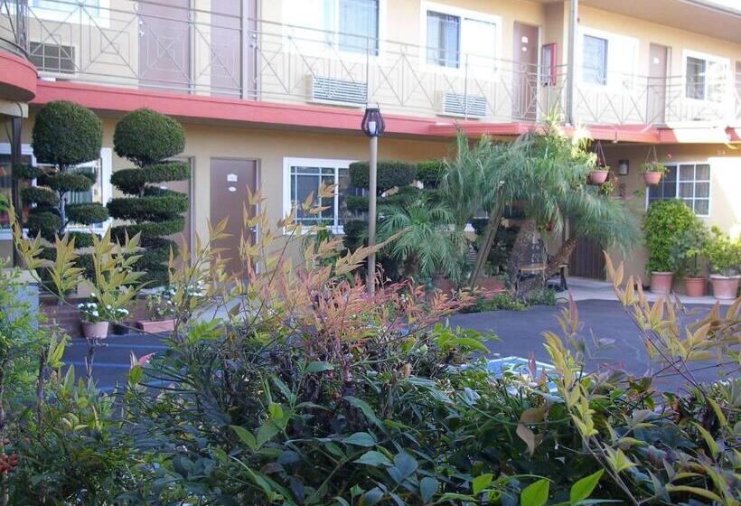 모텔 Fullerton Lodge