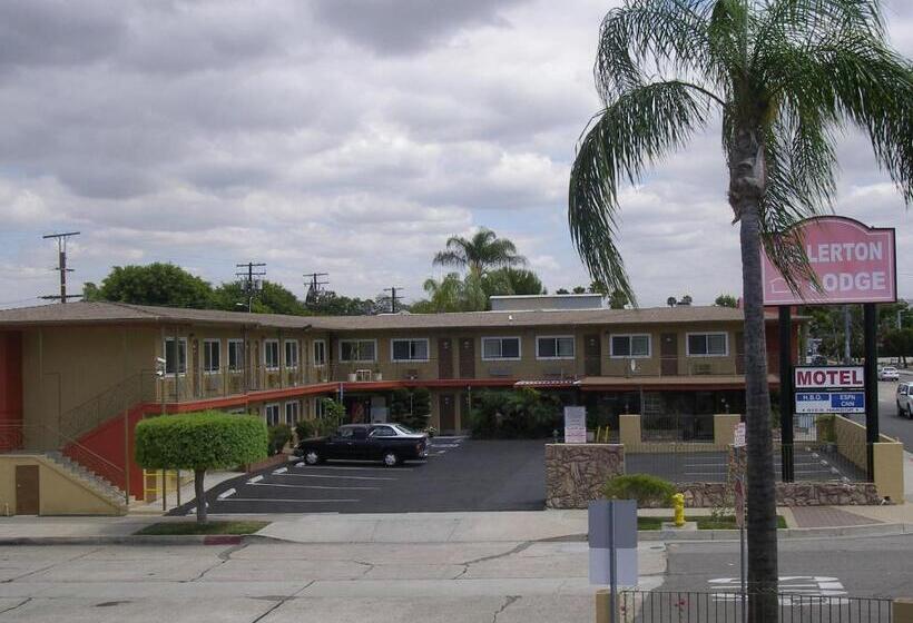 모텔 Fullerton Lodge