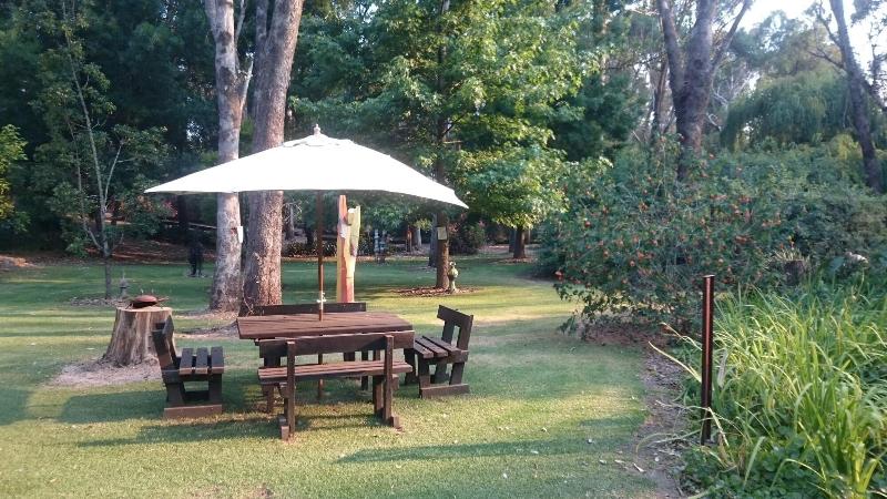 ペンション Holberry House