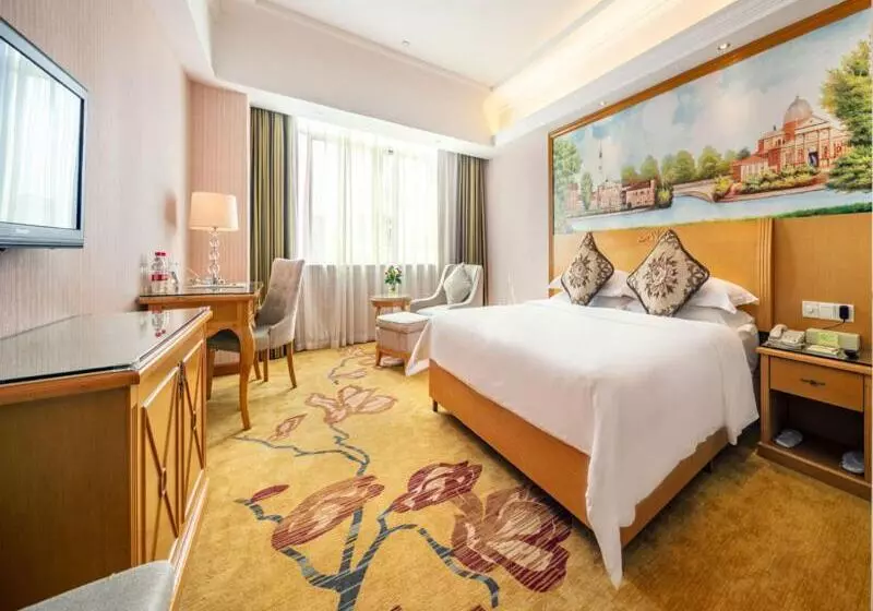 Vienna Hotel Banxuegang Road