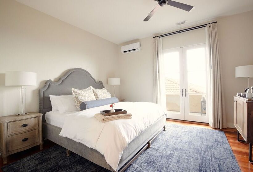 Bed and Breakfast Black Walnut Inn & Vineyard