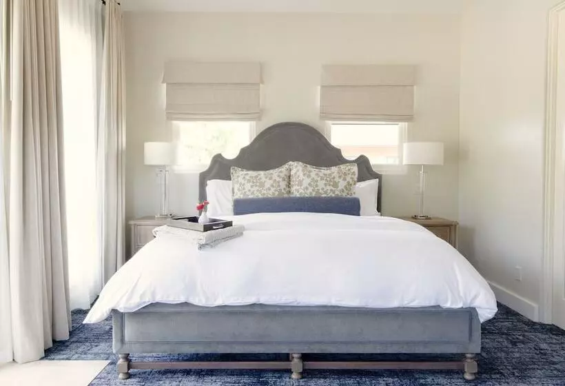 Aamiaismajoitus (B&B) Black Walnut Inn & Vineyard