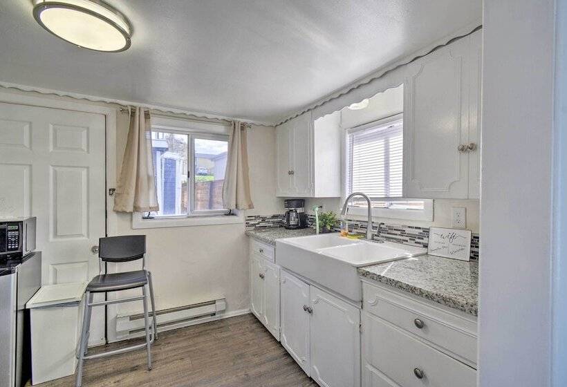 Bremerton Cottage: 2 Mi To Illahee State Park