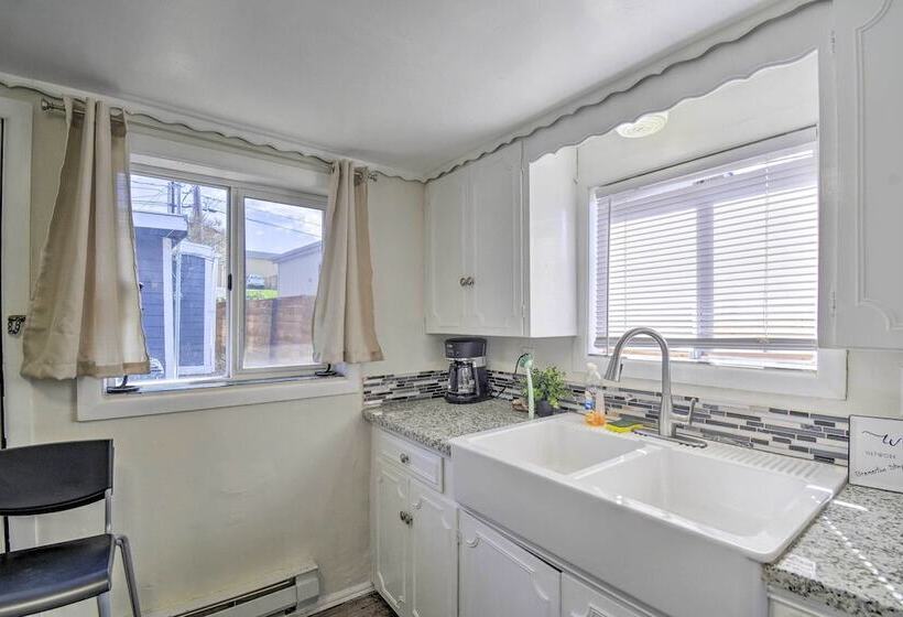 Bremerton Cottage: 2 Mi To Illahee State Park