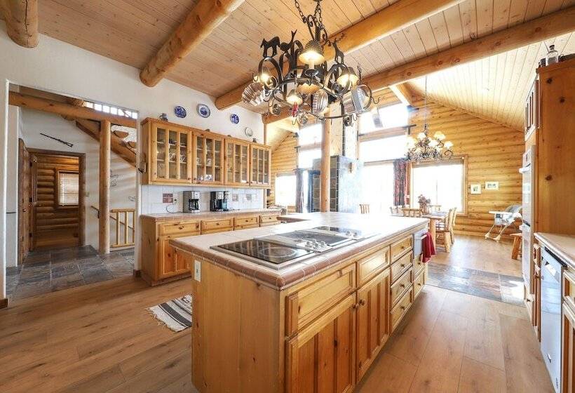 Brian Head Cabin Minutes From Slopes W/ Game Room!