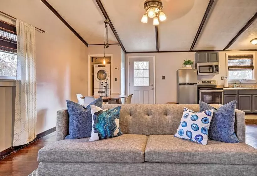 Calming Shenandoah Valley Cabin W/ Hot Tub!