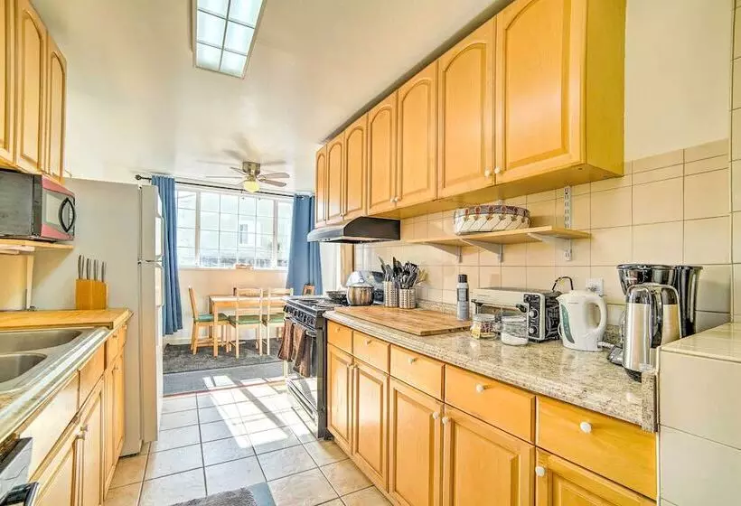 Pet Friendly Santa Clara Home: 6 Mi To San Jose!