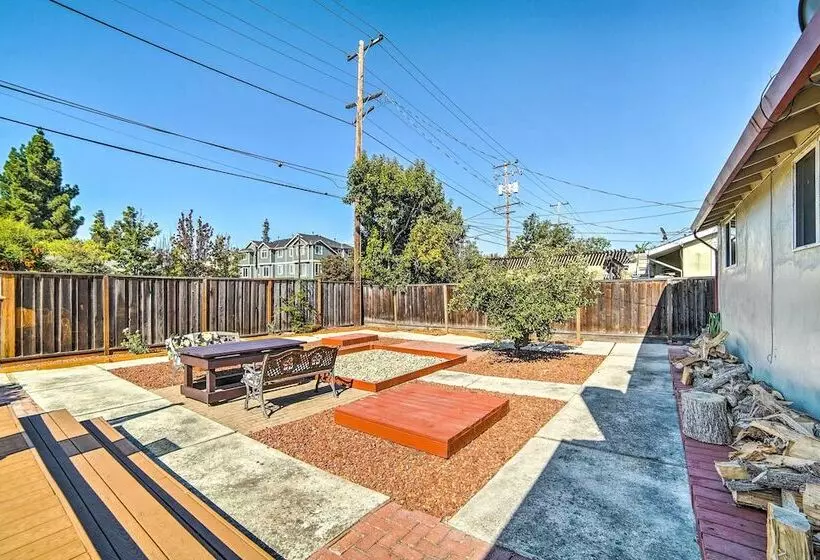 Pet Friendly Santa Clara Home: 6 Mi To San Jose!