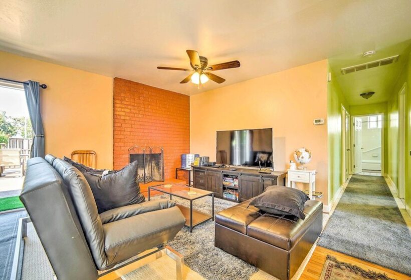 Pet Friendly Santa Clara Home: 6 Mi To San Jose!