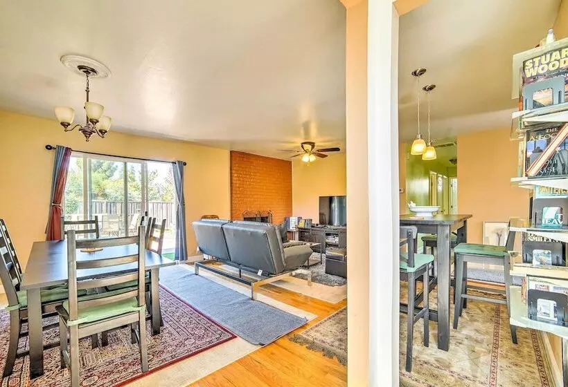 Pet Friendly Santa Clara Home: 6 Mi To San Jose!