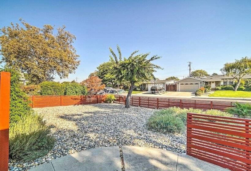 Pet Friendly Santa Clara Home: 6 Mi To San Jose!