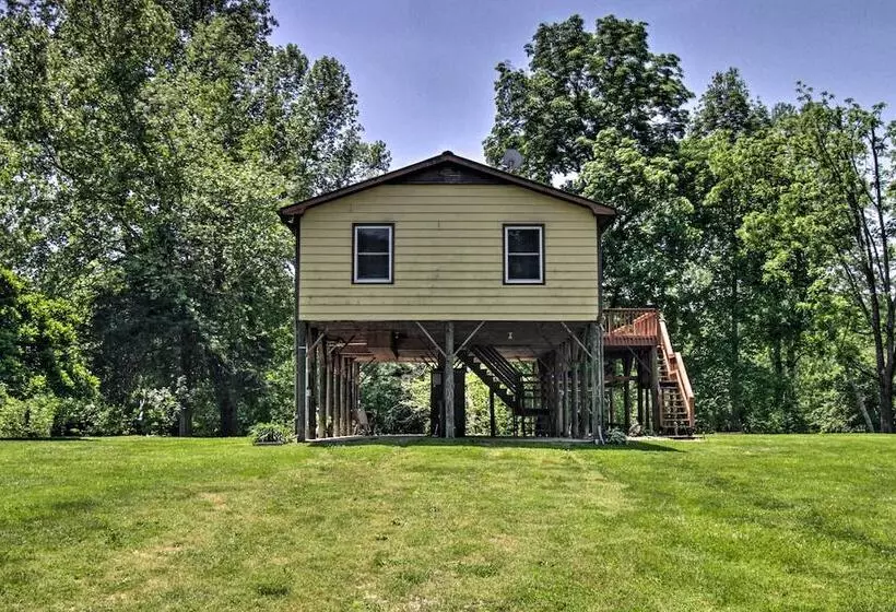Cozy Cabin W/ Patio On Craig Creek: Pets Ok!