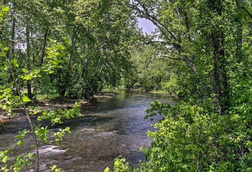 Cozy Cabin W/ Patio On Craig Creek: Pets Ok!
