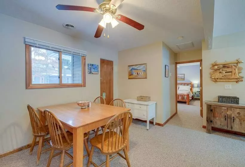 Cozy Cottage W/ Sunroom   Walk To Higgins Lake!