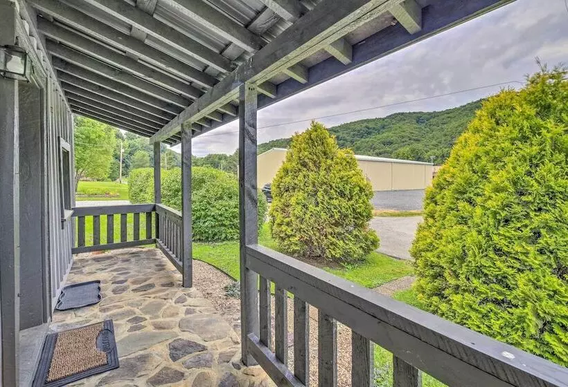 Damascus Cottage W/ Fire Pit   1 Mi To Trails