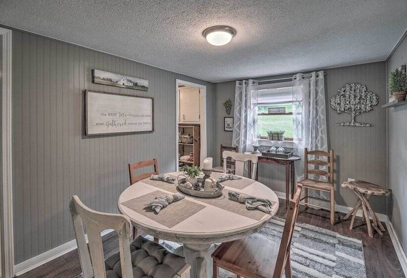 Damascus Cottage W/ Fire Pit   1 Mi To Trails