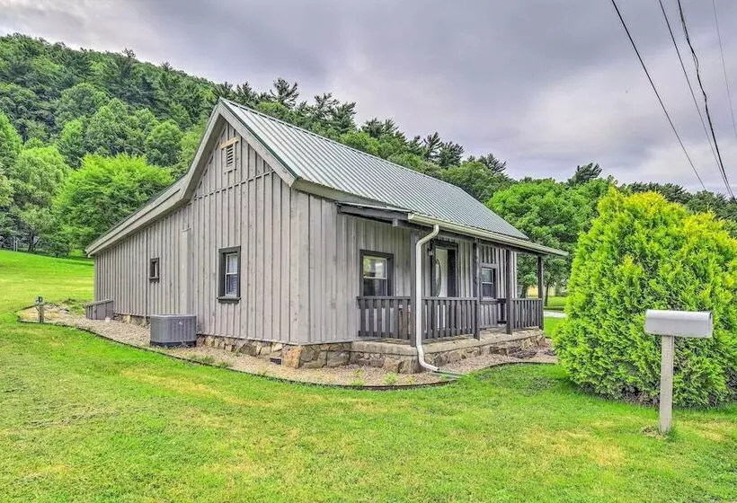 Damascus Cottage W/ Fire Pit   1 Mi To Trails