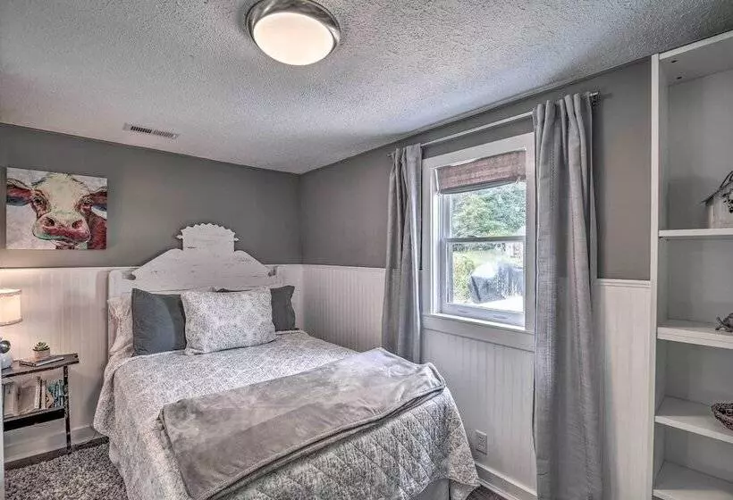 Damascus Cottage W/ Fire Pit   1 Mi To Trails