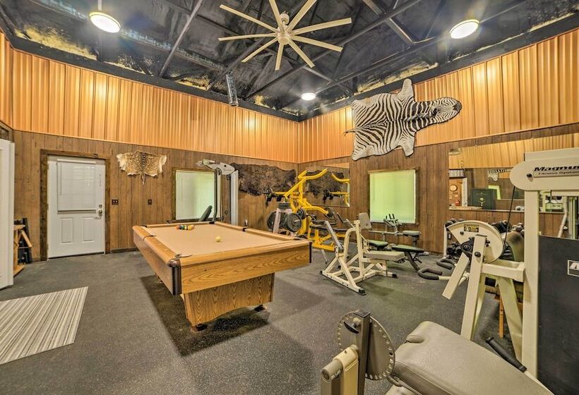 Family Leatherwood Resort Cabin W/ Fire Pit!