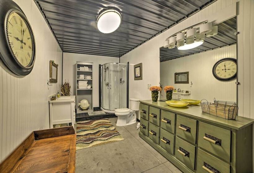 Family Leatherwood Resort Cabin W/ Fire Pit!