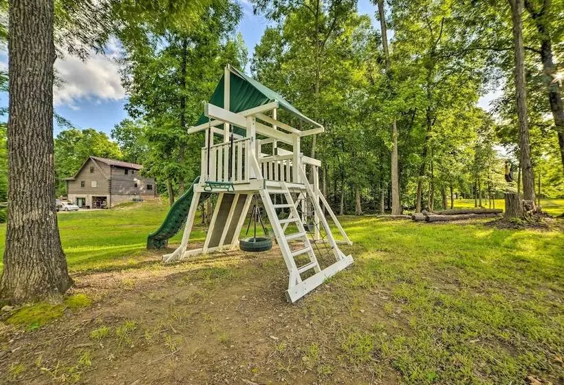 Family Leatherwood Resort Cabin W/ Fire Pit!