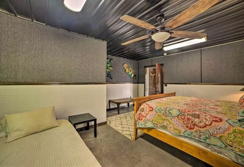 Family Leatherwood Resort Cabin W/ Fire Pit!