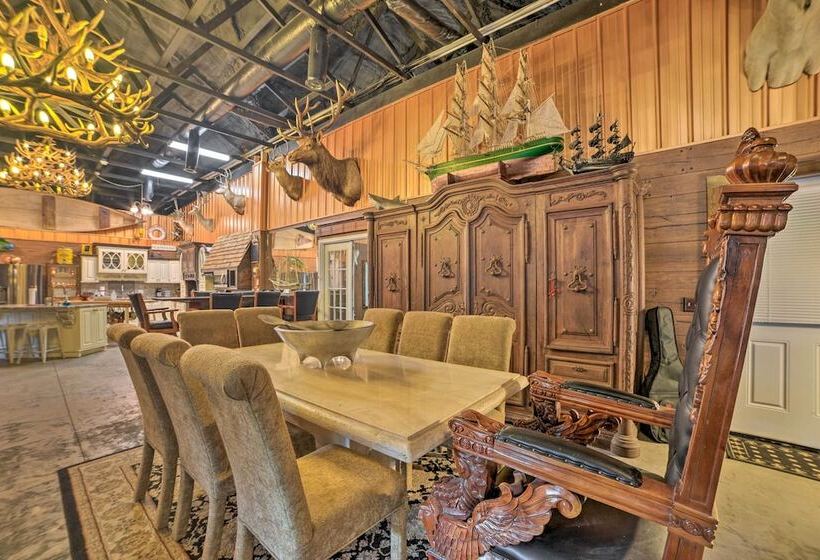 Family Leatherwood Resort Cabin W/ Fire Pit!