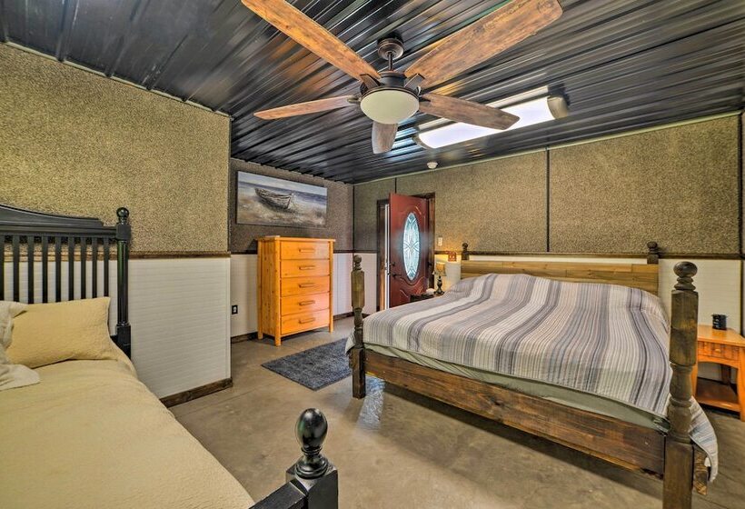 Family Leatherwood Resort Cabin W/ Fire Pit!