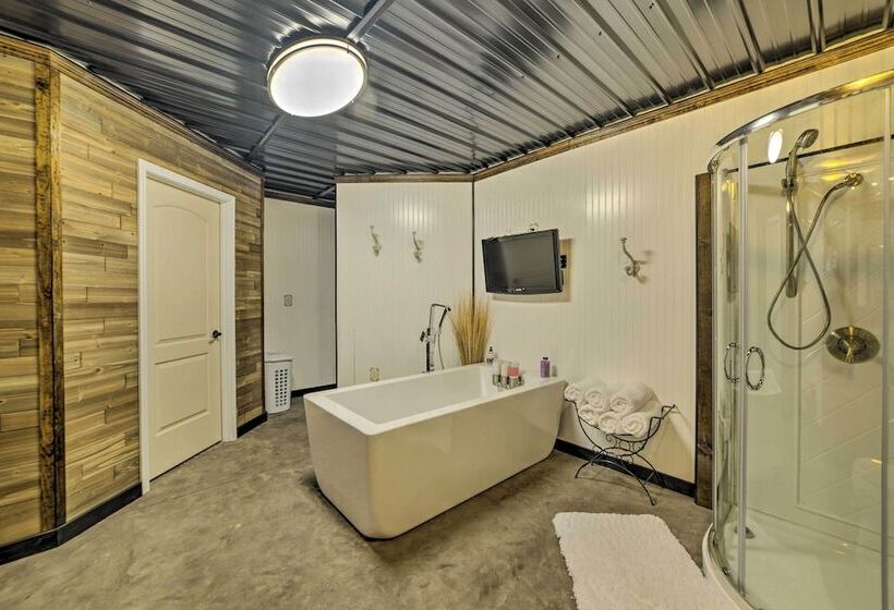 Family Leatherwood Resort Cabin W/ Fire Pit!