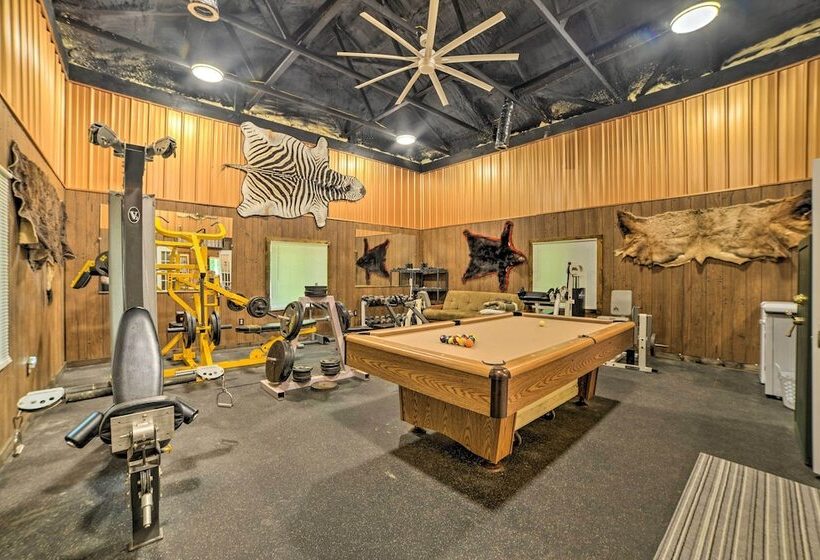 Family Leatherwood Resort Cabin W/ Fire Pit!