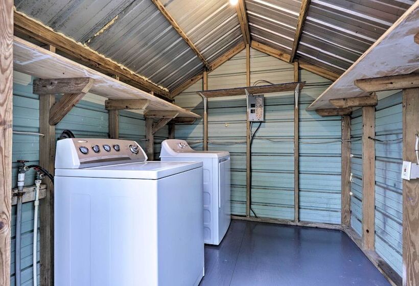 Gulfport Home W/ Deck & Grill, Walk To Beach!