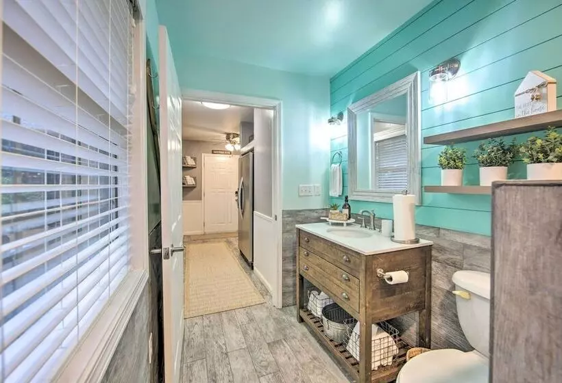 Happy Trails Hideout W/ New Bunk House & Hot Tub!